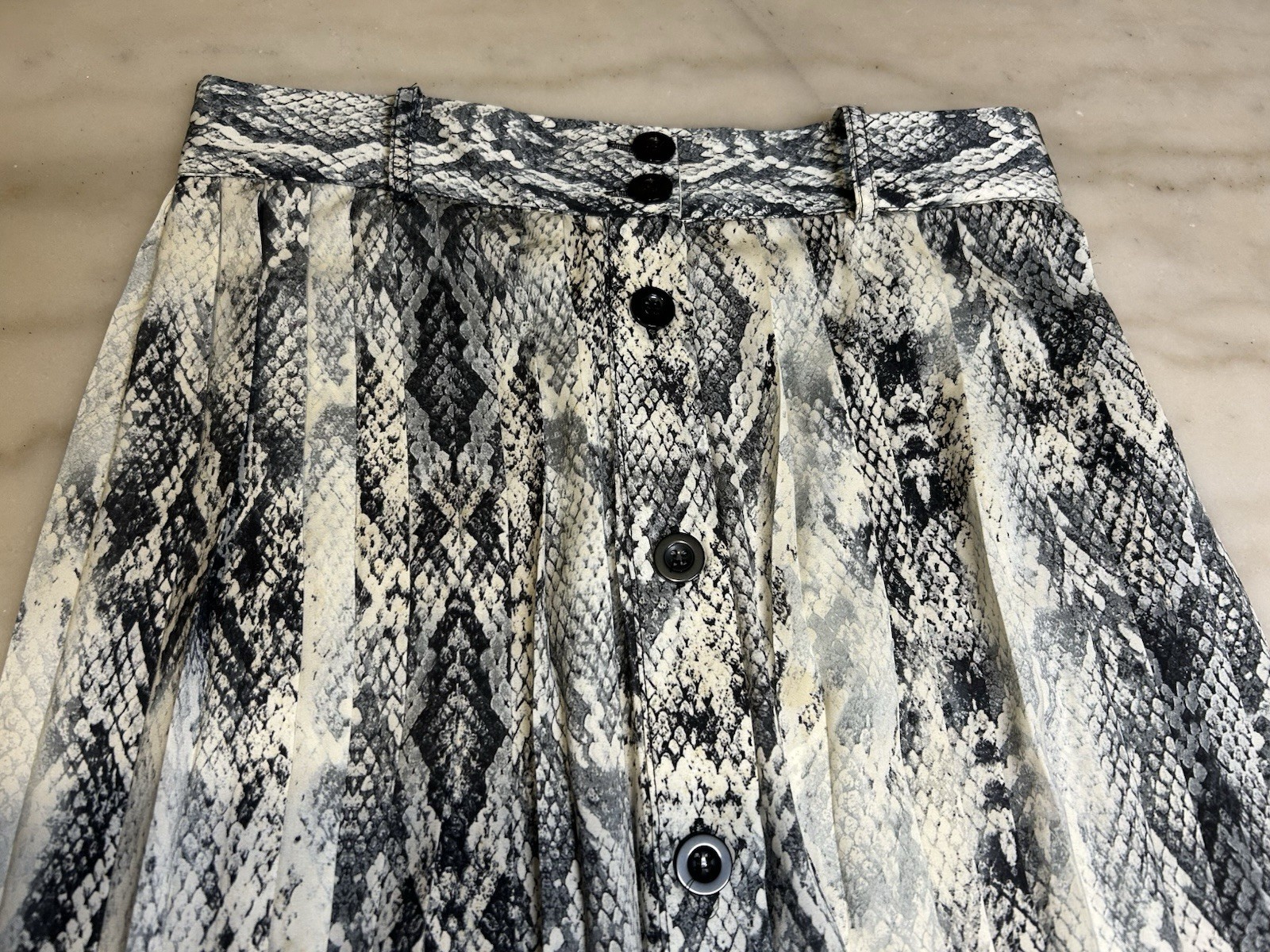 ZARA BASIC animal Print Button Front High Rise Lo… - image 6