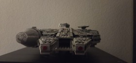 LEGO Star Wars: Millennium Falcon (75105)