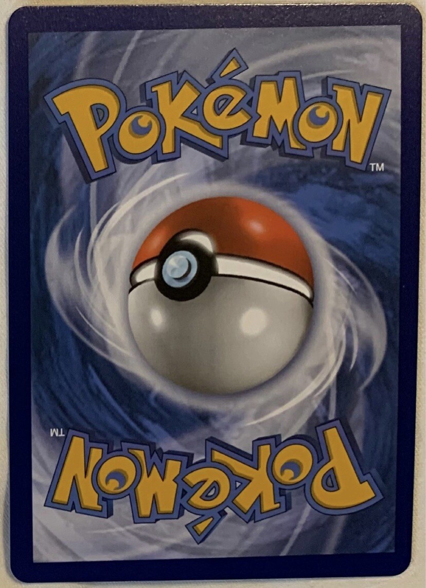 Cresselia 228/203 Evolving Skies Gold Holographic Pokemon Card FBG