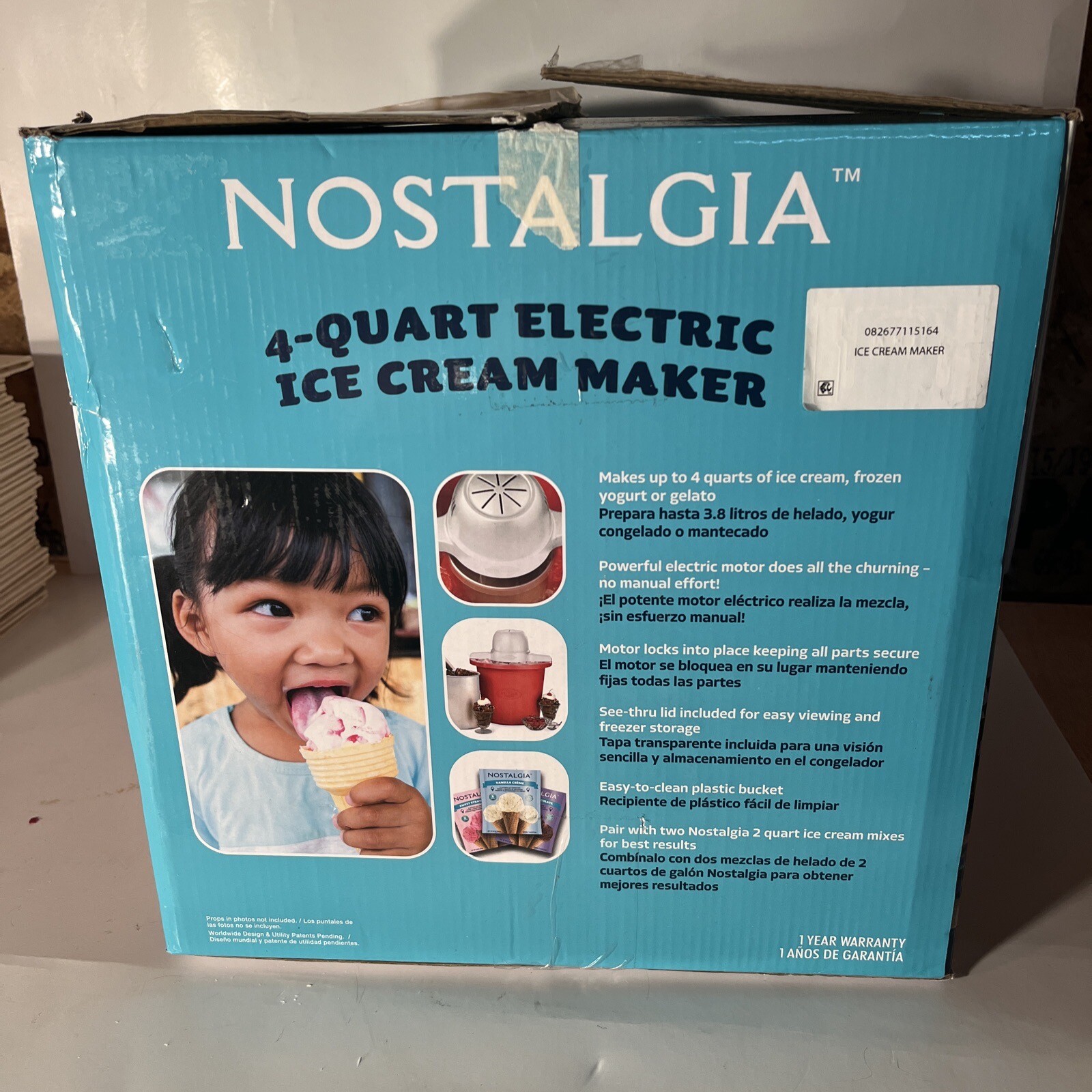 Nostalgia 4Quart Electric Ice cream Maker, Red. Brand new (open box