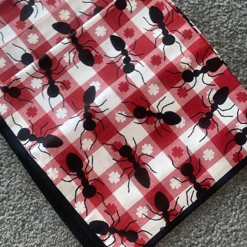 Ants On Picnic Napkins Red Check 15x15 - Picture 2 of 6