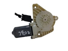 MERCEDES-BENZ A W169 Fensterhebermotor hinten rechts A1698202042 2.00 31260571
