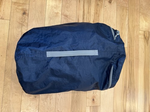 L.L. BEAN Camp Sleeping Bag 40°F Extra-Large Navy Blue w/Cover 74” X 33” - Picture 8 of 9