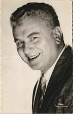 Old postcard GINO CERVI FILM STAR (22653)