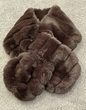 BEAUTIFUL FAUX FUR SCARF
