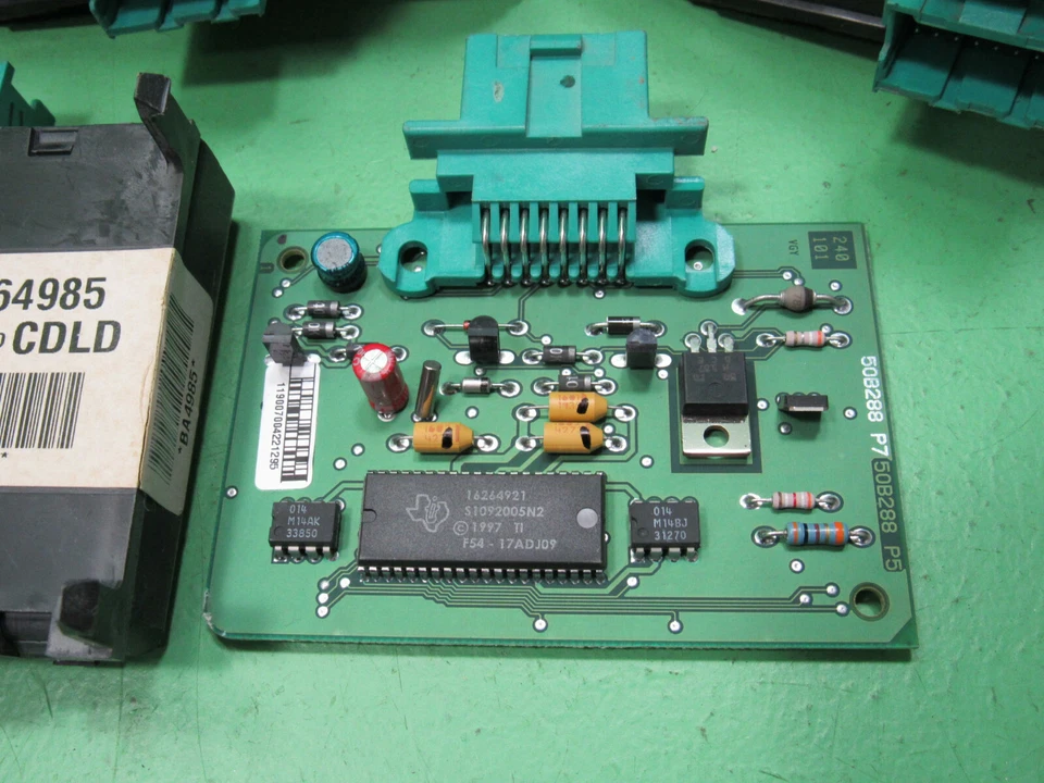 CHEVY EXPRESS GMC SAVANNA VAN 2500 3500 ANTI-THEFT PASSLOCK VATS MODULE 16264985 - Image 3 of 4