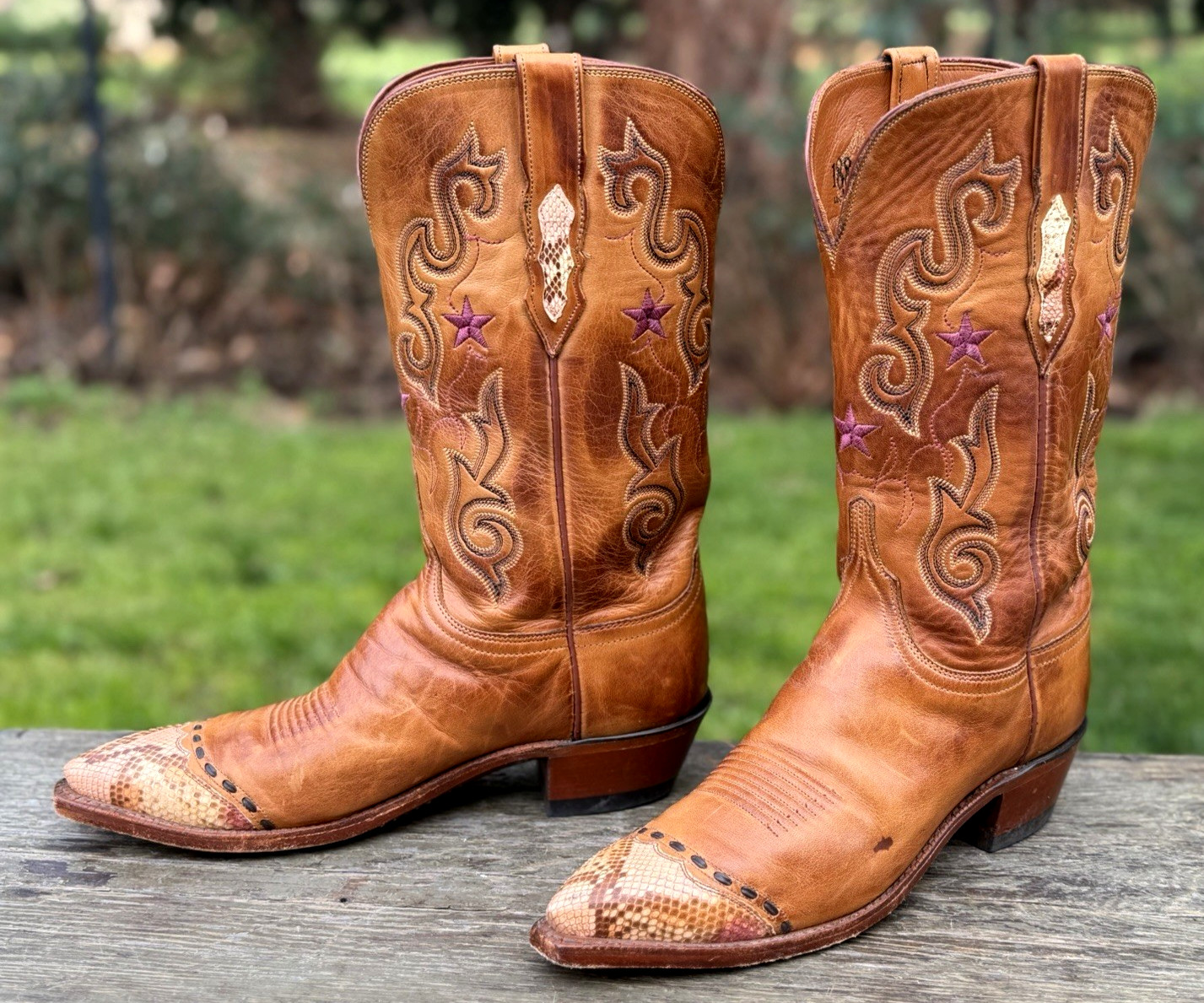 Vtg Lucchese Genuine Python Wingtip ⭐ Embroidered… - image 5