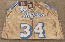 Ultimate Los Angeles Lakers Collector and Super Fan Gift Guide 46