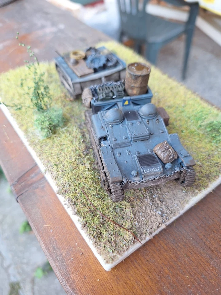 Modello In Scala 1/35, Renault UE con Diorama - Immagine 2 di 4