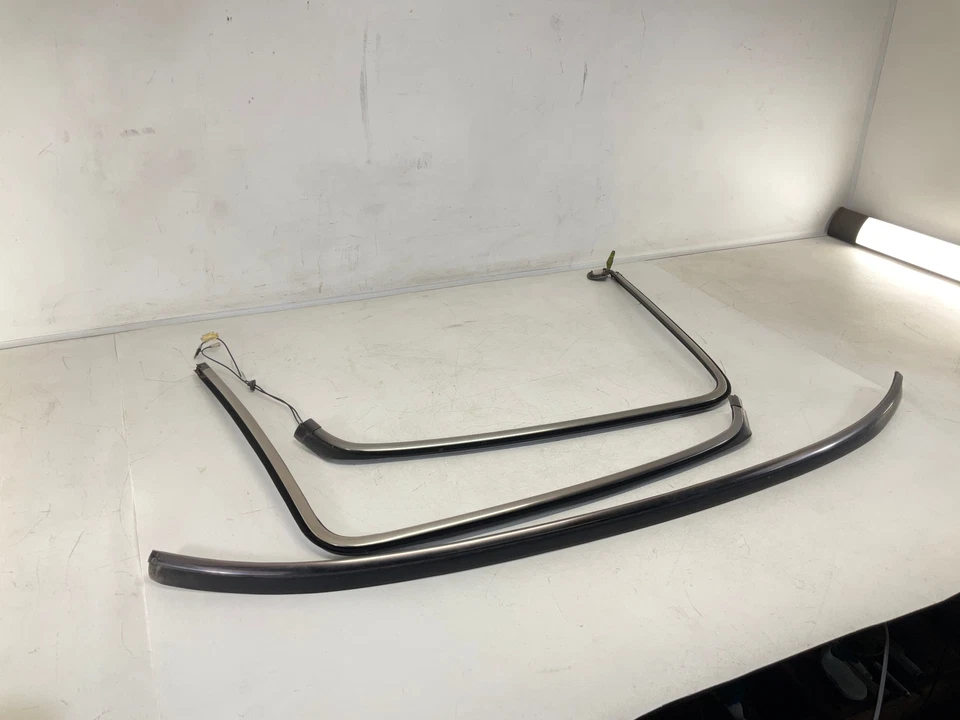 03-06 MERCEDES-BENZ S430 Antena marco ventana trasera OEM Foto 4 de 4