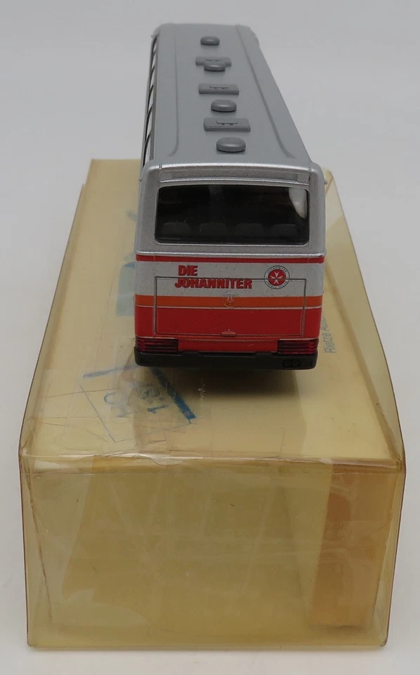 Rietze Ho 1/87 Autobus Pullman Mercedes O 303 15 Rhd Die Johanniter #60212 Box - Immagine 4 di 4