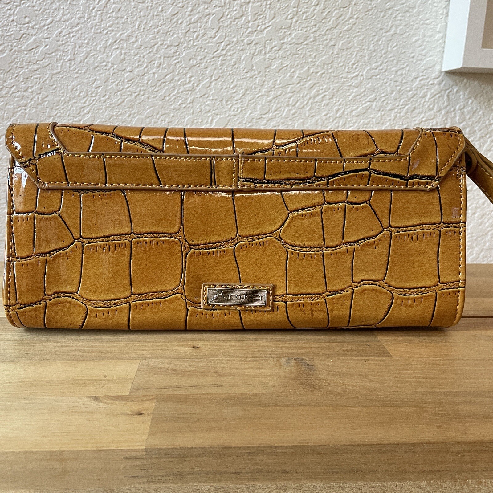 Koret Crocodile Pattern Clutch Writlet Yellow Tan - image 3