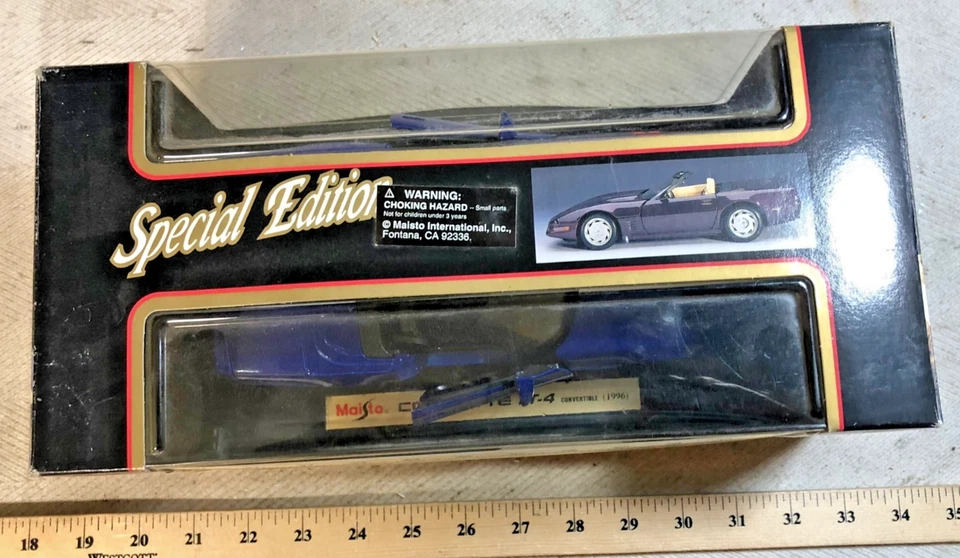 Maisto Apecial издание литой 1/18 синий 1996 Corvette LT-4 кабриолет (C) - Изображение 2 из 4