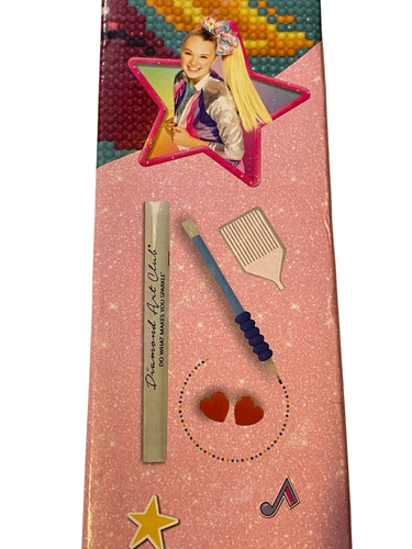 Kit de pintura Diamond Art Club Diamond Love Who you Are (Jojo Siwa) Nuevo - Imagen 4 de 11