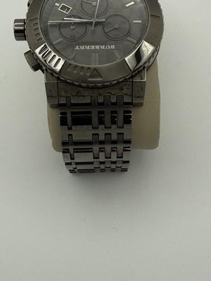 Burberry BU2305 Trench 42mm Dark Grey Swiss Quartz Mens Watch Read