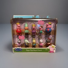 PEPPA PIG  s ROYAL COURT Figures in Fairytale Outfits, 10 Pack Set Age 2 