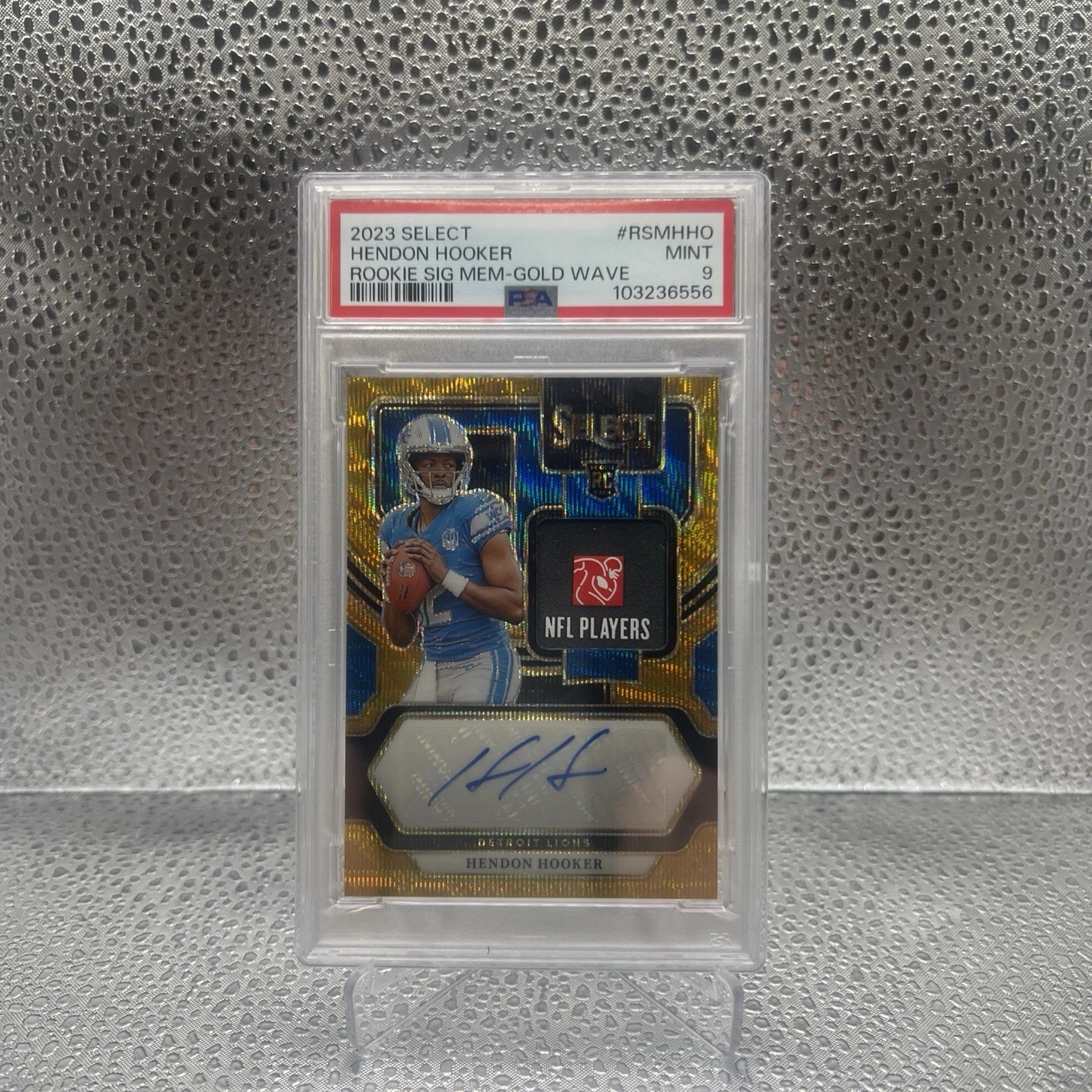 Hendon Hooker Panini Select Rookie Signature Memorabilia #RSMHHO Gold Wave