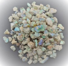 Natürliche multicolore Welo Opal Rohsteine 10 Carat = 10 Stück