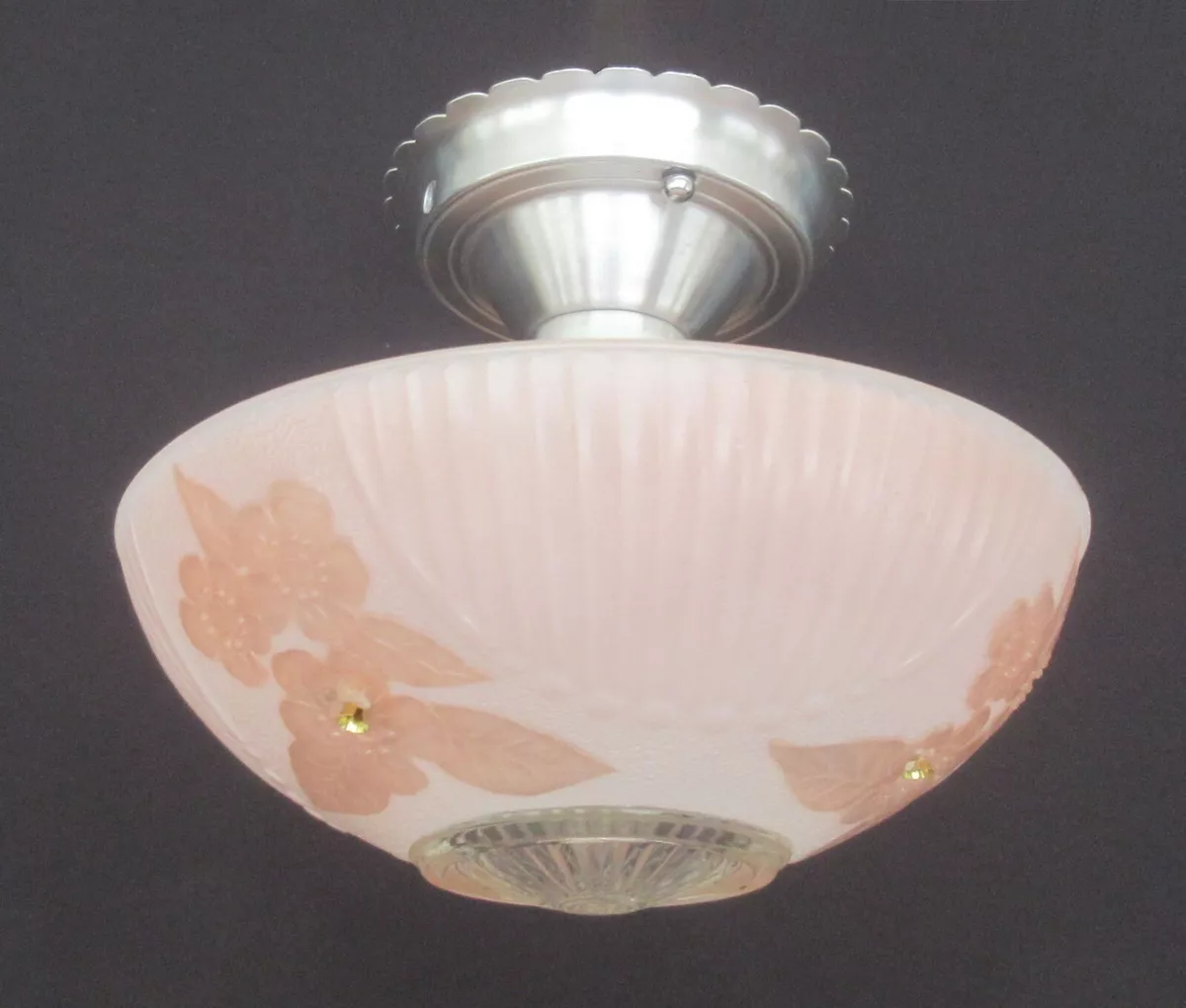 Vintage 3 Chain Ceiling Light Fixture w 10