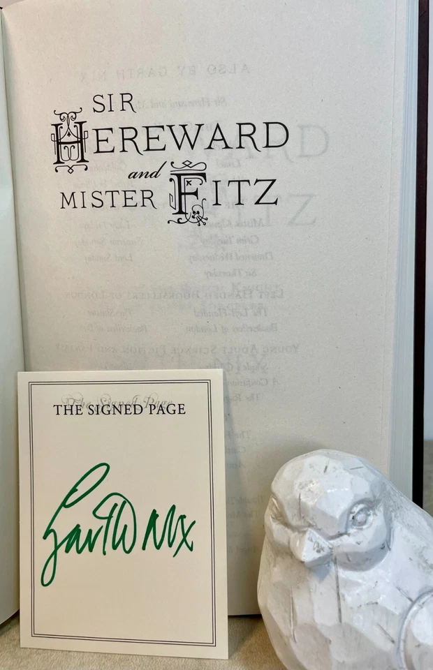SIR HEREWARD and MISTER FITZ SIGNED by Garth Nix - bookplate- 1st Edition Foto 2 de 4