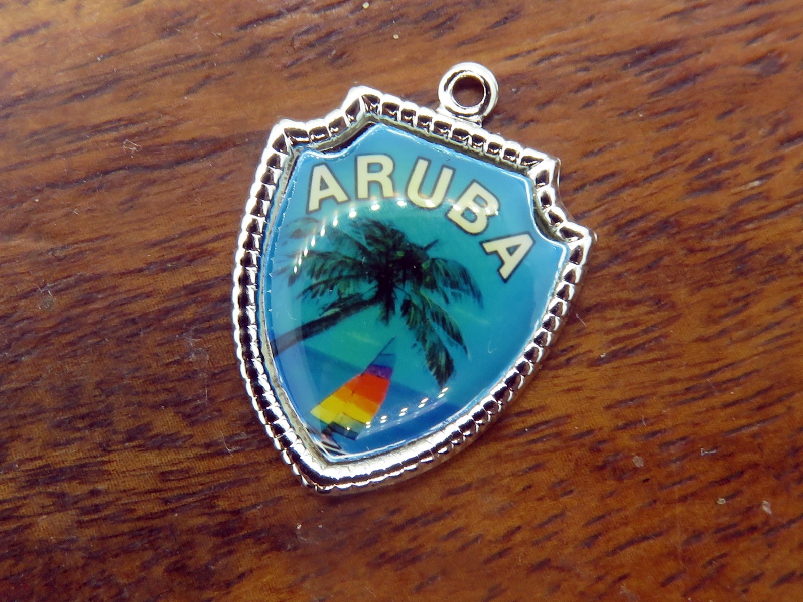 Vintage silver ARUBA ISLAND PALM TREE BEACH SAILBOAT TRAVEL SHIELD charm 13-3