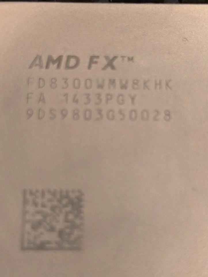 ASROCK 990FX Extreme6 - AMD FX 8300 - 12GB DDR3 - AM3 CPU / Motherboard Combo - Image 3 of 4