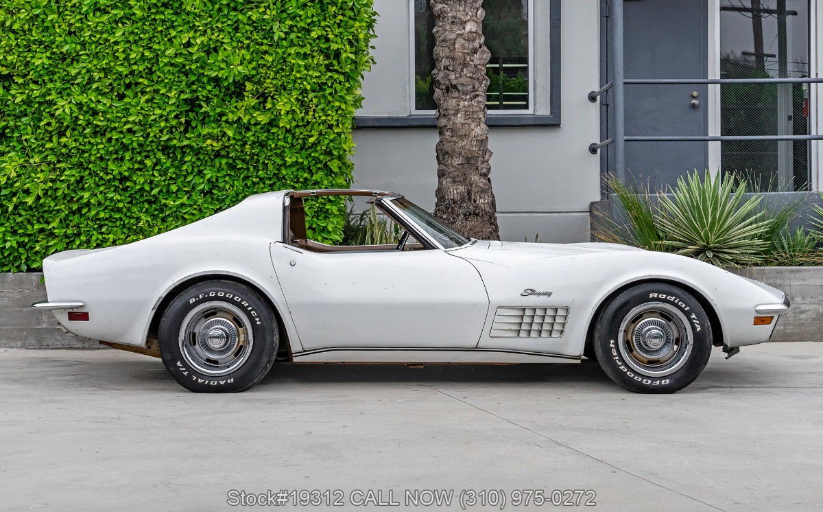 1961 Red Chevrolet Corvette   | C1 Corvette Photo 4