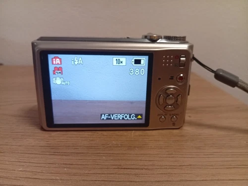 Panasonic LUMIX DMC-TZ7/DMC-ZS3 10,1 MP Digitalkamera - Silber - Bild 3 von 5