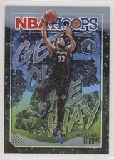 2019-20 Panini NBA Hoops Get Out the Way Winter Karl-Anthony Towns #3 1u6