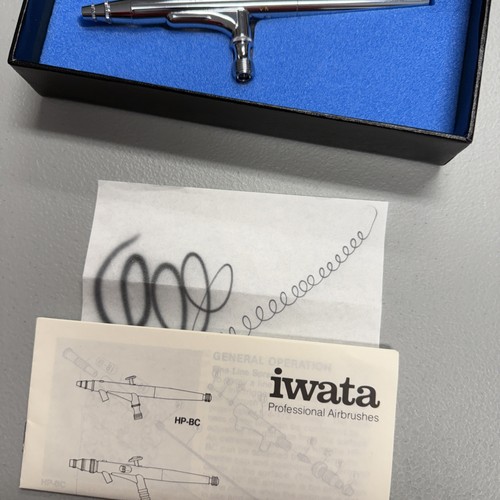 Iwata HP-C Plus Airbrush in Case Nice Used Condition - Picture 5 of 9