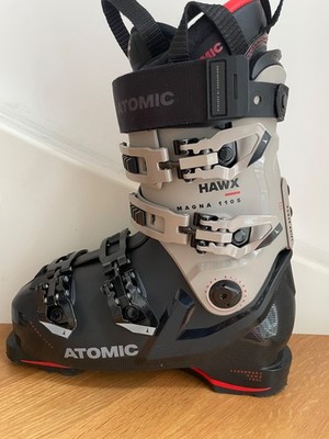 Atomic Hawx Magna 110S Skischuhe (Größe 25 / 25,5)