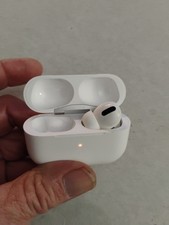 Apple AirPods Pro 1st Gen  Earbud (Right Side...