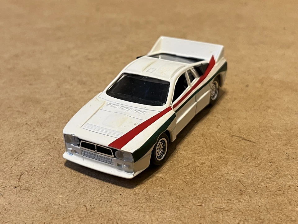 VITESSE SUPER MODELS LANCIA RALLIY 037 SM 16 A - Immagine 3 di 4