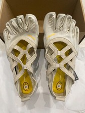 Vibram FiveFingers V-Soul Women Cross Strap Barefoot Yoga Shoes Beige