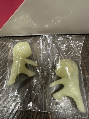 Smiski Yoga Secret “Twin Hearts” Heart Pose Figure Collectible NEW