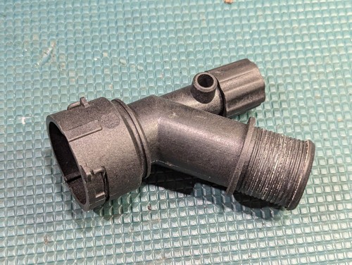 Gates Radiator Coolant Hose Connector for select Volkswagen models - Picture 3 of 6