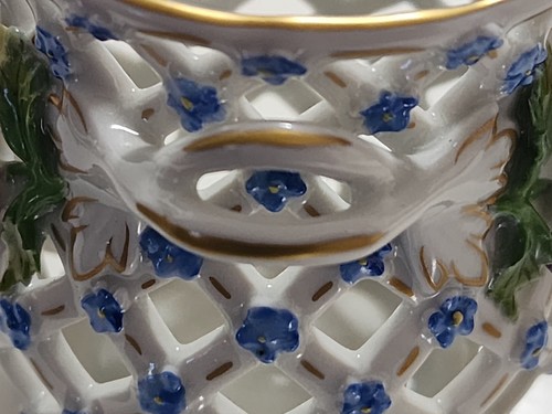 Thieme Dresden Reticulated Floral Handled Basket Weave Cachepot Applied Flowers - Picture 11 of 22