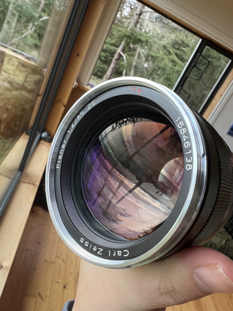 Carl Zeiss Planar 85mm f1.4 ZE T* for Canon EF - LIKE NEW | eBay Carl Zeiss Planar 85mm f1.4 ZE T* for Canon EF - LIKE NEW | eBay