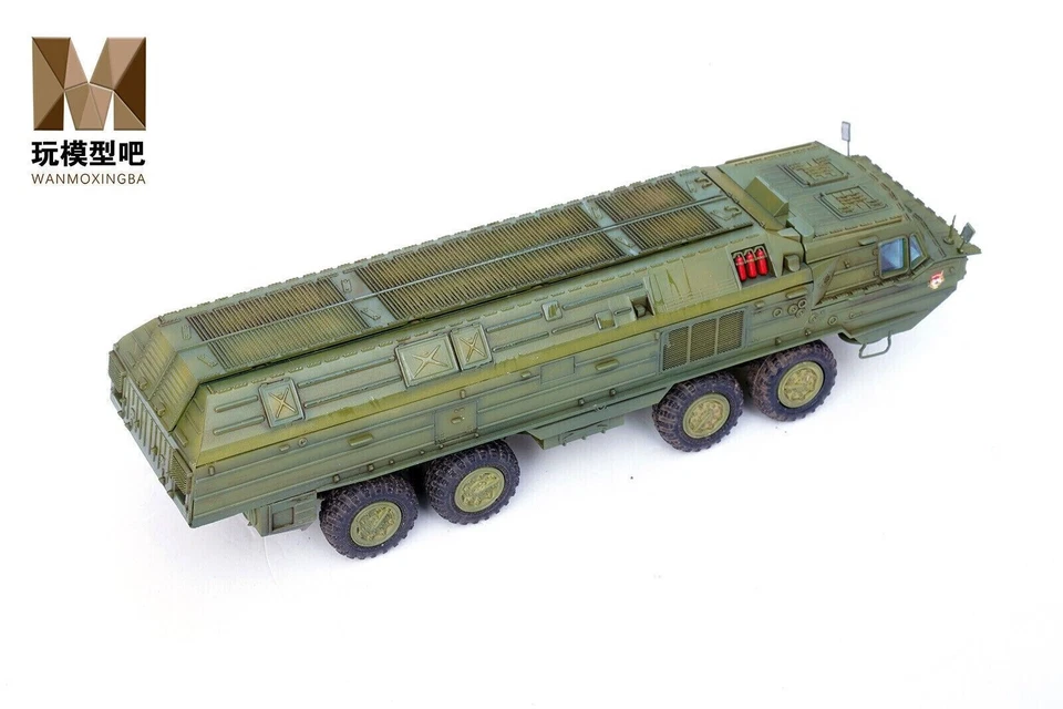 Escala 1/72 del vehículo lanzador de misiles soviético SS-23 "Spider" tipo 9K714 Okha Foto 4 de 4