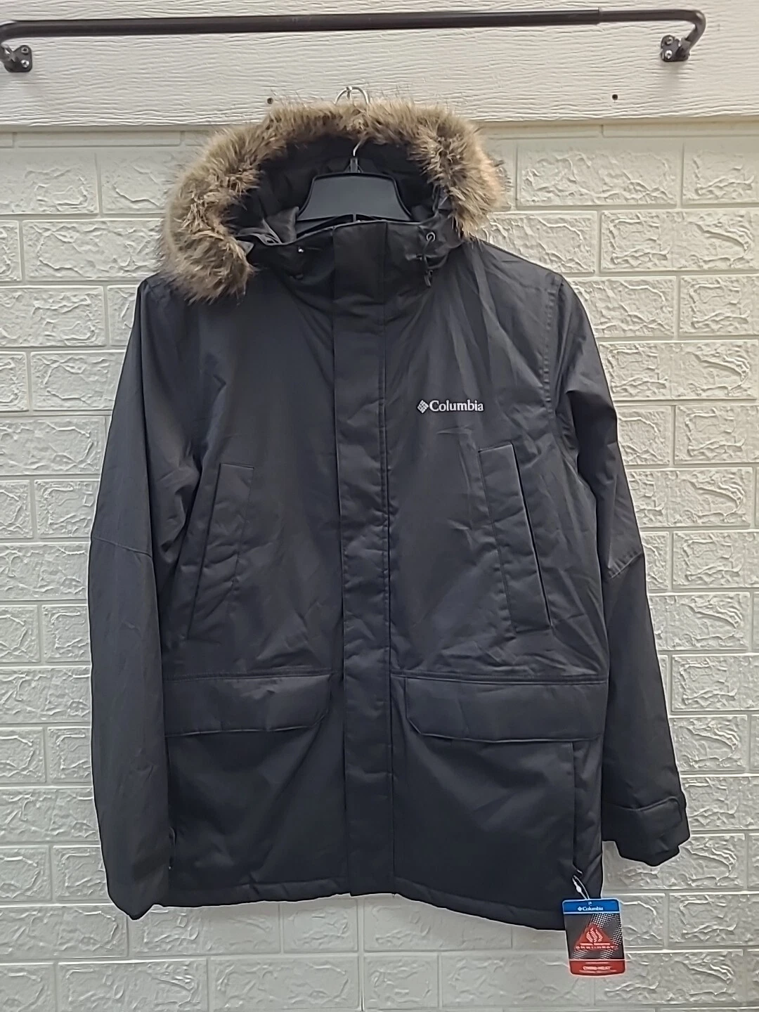 New Columbia Penns Creek II Black Faux Fur Trim Hooded Parka Jacket Size Medium