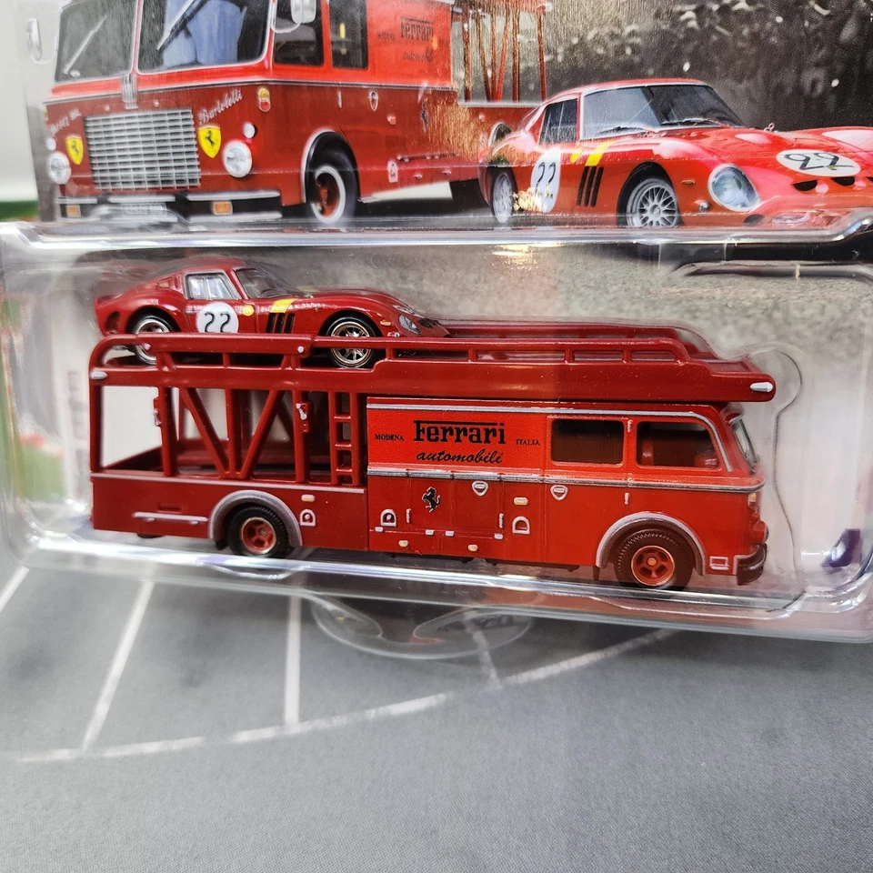 Ferrari 250 GT & Fiat 642 RNR Bartoletti * 2025 Hot Wheels Team Transport Case H - Image 2 of 3