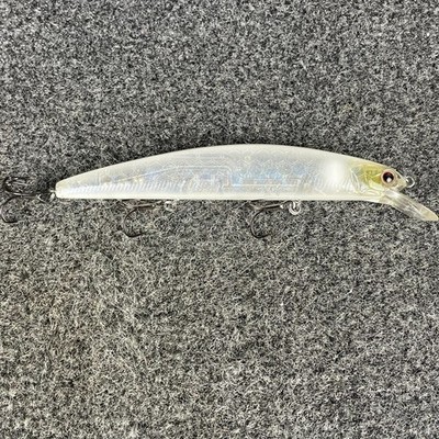 OSP Varuna 110-SP Suspending Jerkbait 4 1/3'' 3/5oz 0'-6' - Ghost Geisha HU-01