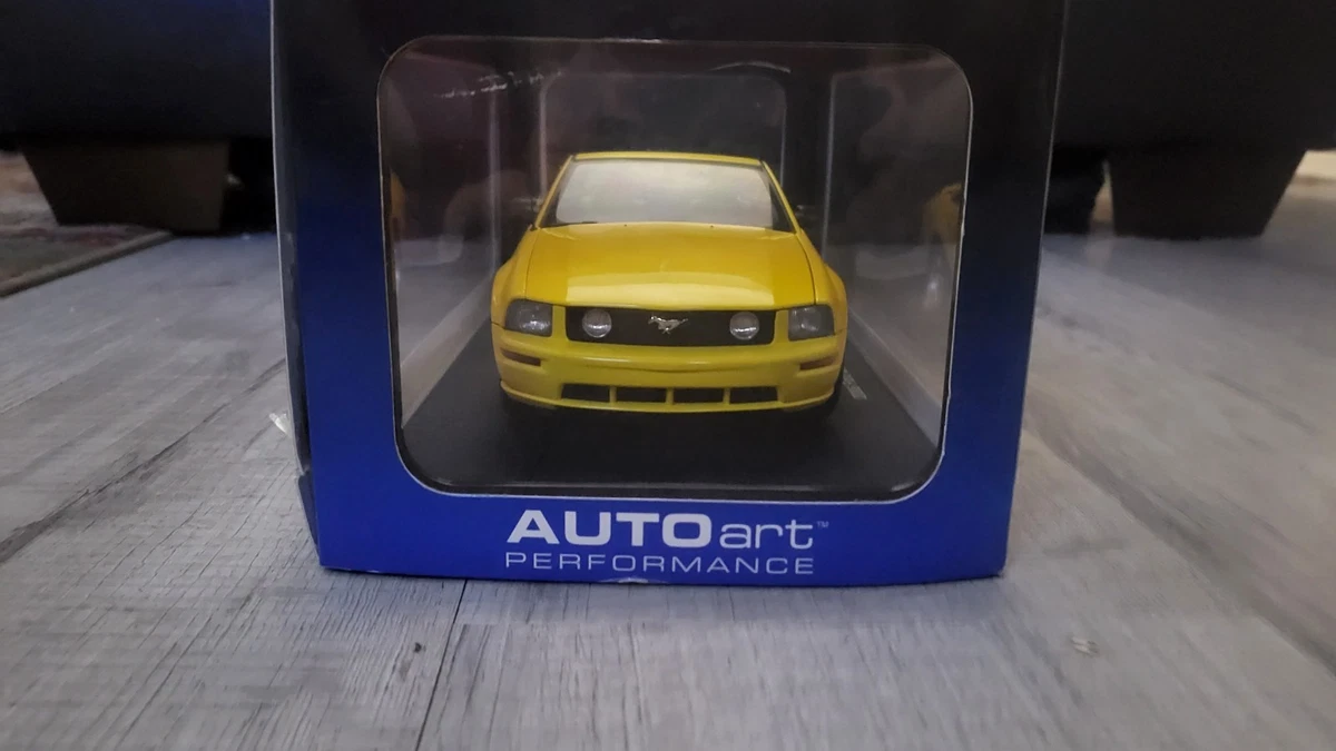 AUTOart Ford Mustang GT Contemporary Manufacture Diecast Cars for
