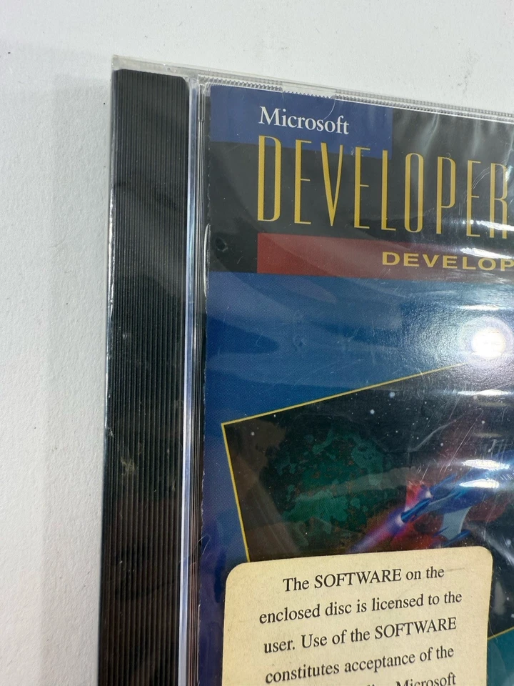 Microsoft Developer Network Development Library April 1995 - Sealed with Key - Image 3 of 4