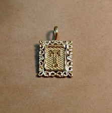 💋 Vintage 10k Yellow Gold Square Monogram Pendant Letter "T"  G1104