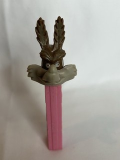 PEZ Vintage Wile E. Coyote No Feet Yugoslavia