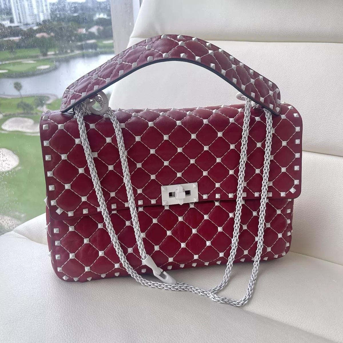 At accelerere hø ekstensivt Valentino Rockstud Large Free Spike Red White Quilted Handle Shoulder Bag |  eBay