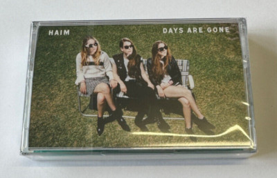 HAIM - Days Are Gone - LIMITIERTE EDITION GRÜNE KASSETTE - BRANDNEU VERSIEGELT