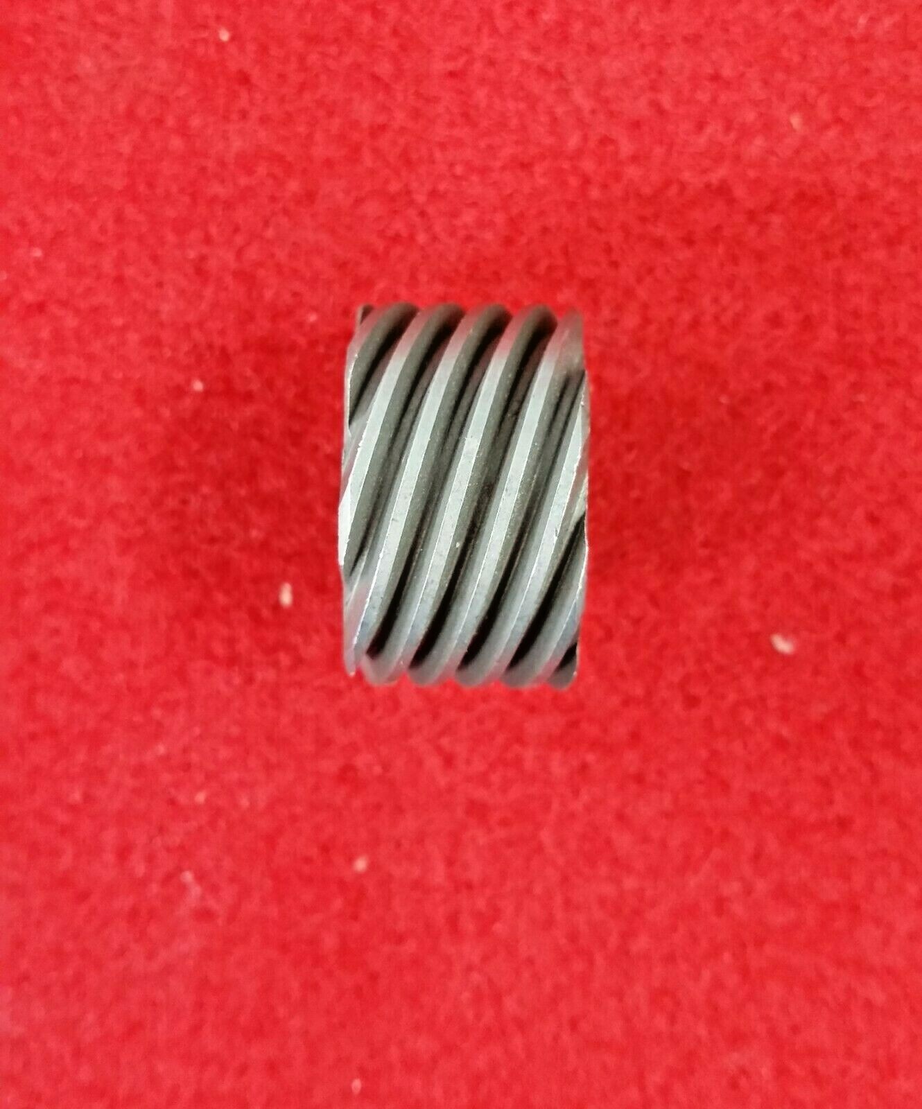 Picture 1 of 2