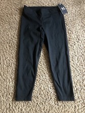 Under Armour Ankle Crop Stretch Fitted Leggings Girls Youth Medium NWT Black 30